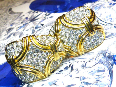 CINER 80er Jahre Diamant Ohrringe riesig vergoldet weiß Kristall signiert Clip-ons