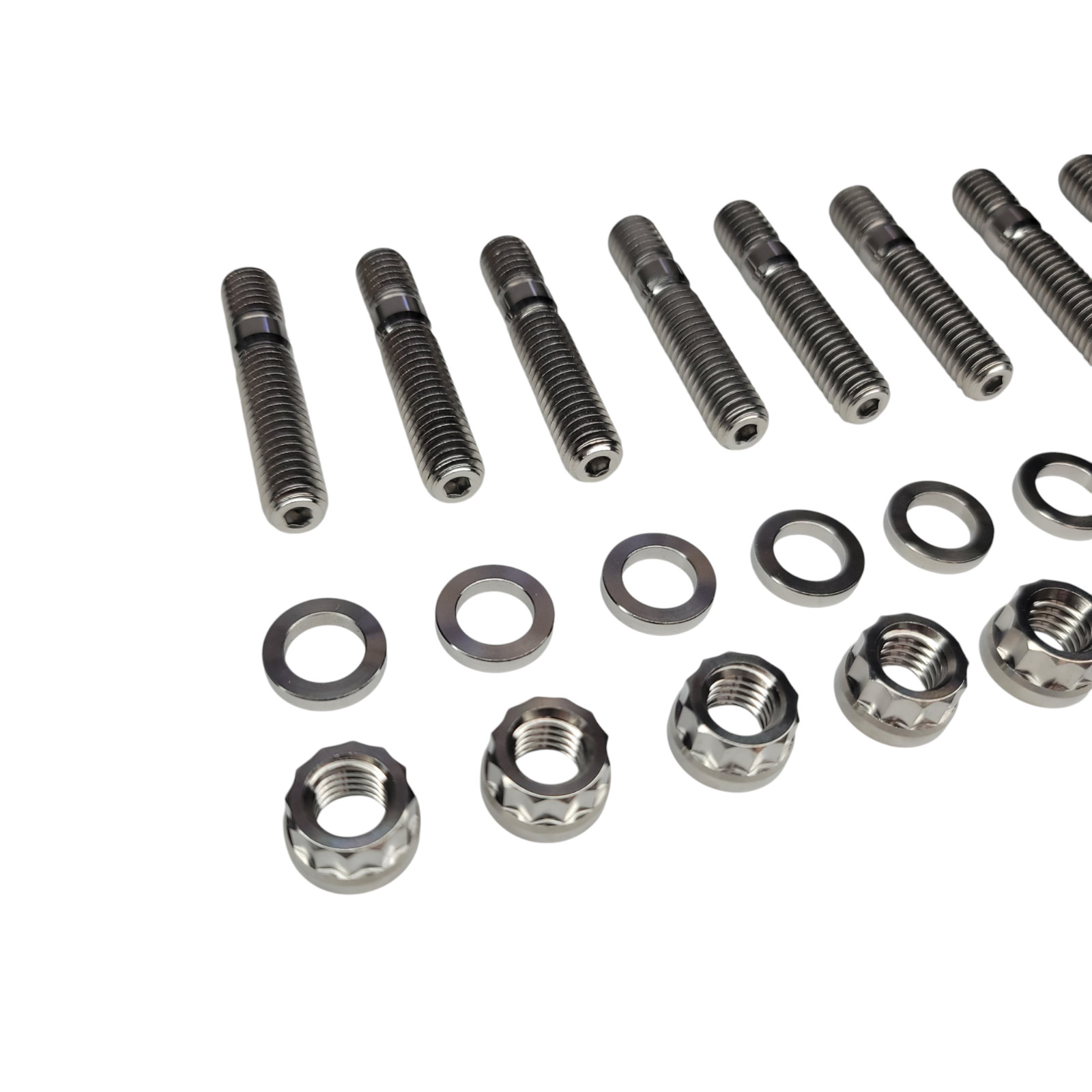 Titanium Exhaust Manifold Header Stud Kit for ASTON MARTIN DB9 6.0L V12