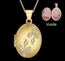 9ct Two-Colour Locket Oval Leaves Detail Yellow & White Gold 9ct 40-60cm Chain
