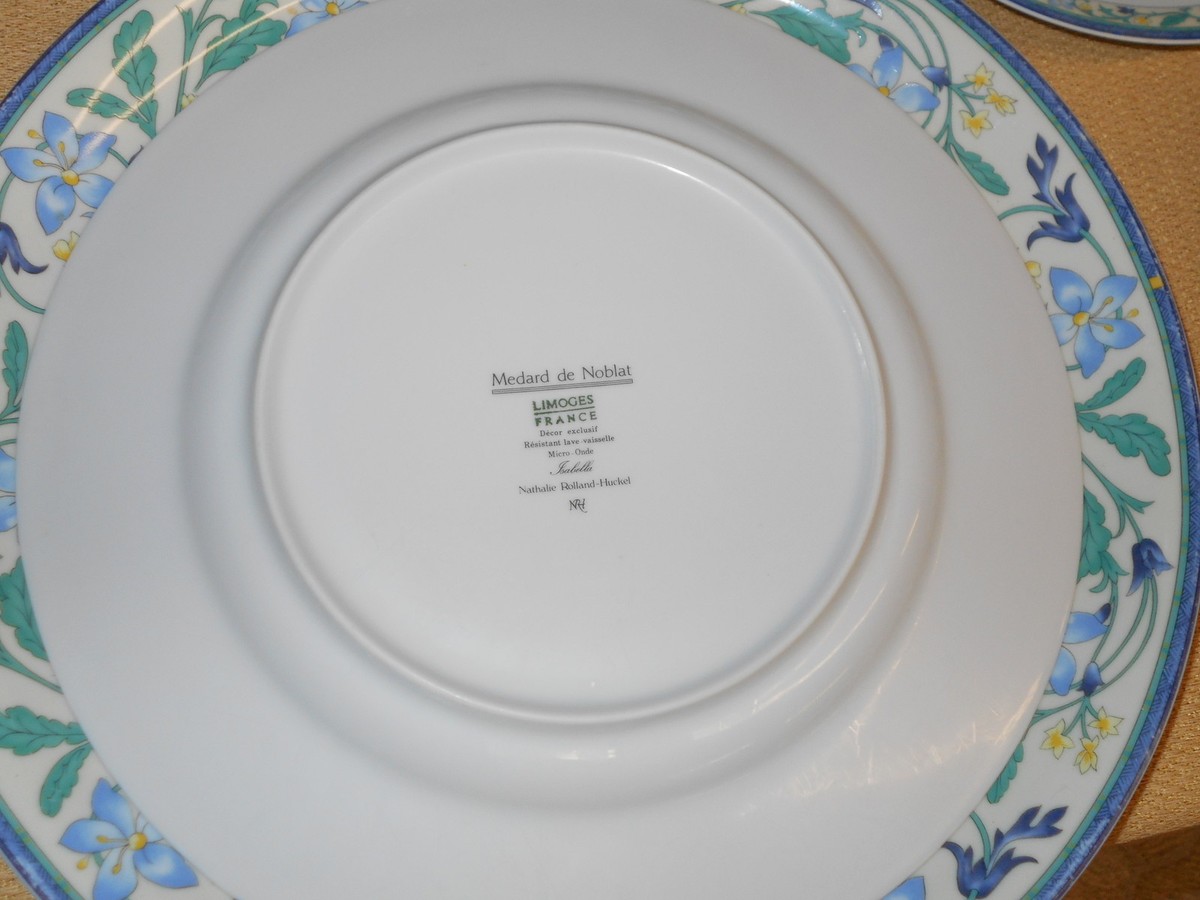 Porcelain Dinner Set - Medard de Noblat Limoges France - Isabella