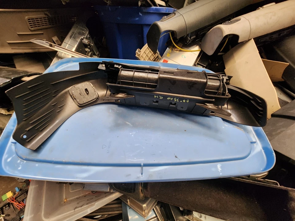 1999 2000 2001 2002 MERCEDES-BENZ W220 S430 S500 ASSENTO DE PASSAGEIRO DIREITO ACABAMENTO INFERIOR - Imagem 2 de 3