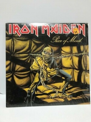 RECORD ALBUM ----------------Iron Maiden 