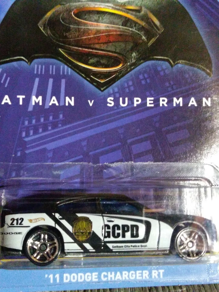 1/64 2021 Hot Wheels Batman V Superman 11 Dodge Charger RT 1/5 DC Foto 3 de 4
