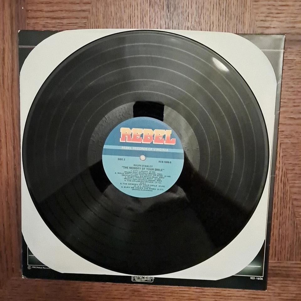 Ralph Stanley & Clinch Mountain Boys - Memory Of Your Smile LP 1982 Rebel 1606 Foto 4 de 4