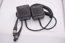 PAIR OEM MOTOROLA NMN6094A LAPEL SHOULDER CLIP SPEAKER MICROPHONES CB HAM 2 WAY