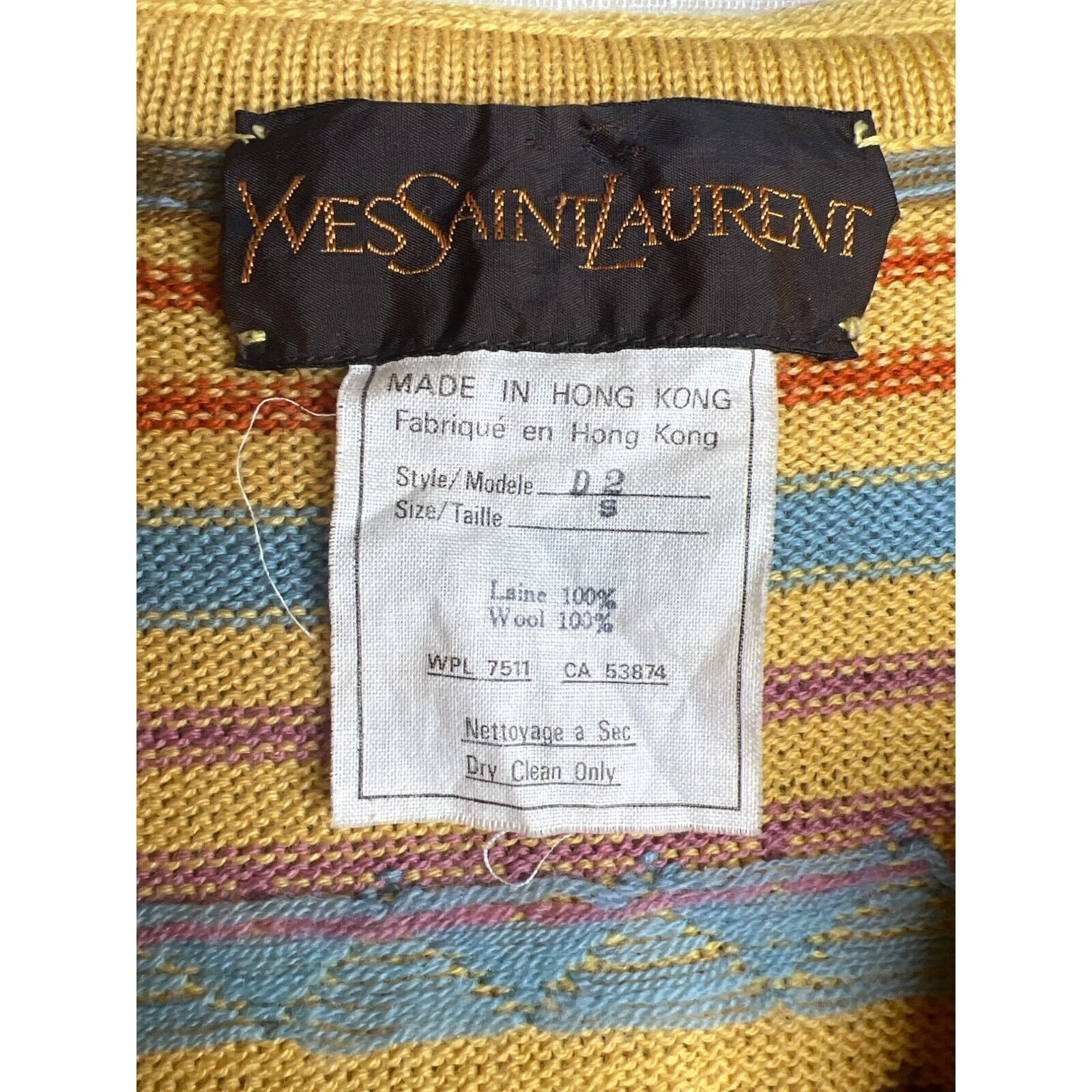 SAINT LAURENT (YSL) Cardigan vintage anni 70 Yves Saint Laurent in lana a righe gialle con cappuccio taglia small