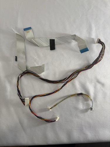 VizioVL320M Cables - Picture 2 of 4
