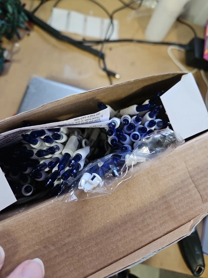 Holiday Time 300 High Density Icicle Christmas Lights Blue Indoor Outdoor - Image 4 of 4