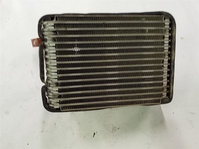 Rear A/C Evaporator w/ Expansion Valve | Fits 2000-2005 Ford Excursion