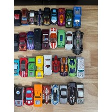 Lot of 67 Hot Wheels