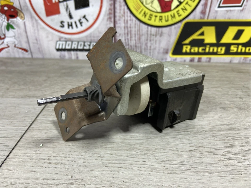 Interruptor de faros Bronco 1987-1991 Ford F150 F250 F350 OEM Foto 2 de 4