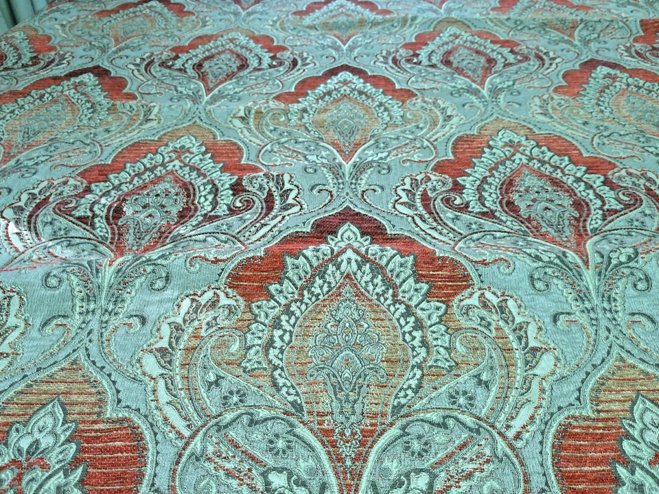 Chenille Damask Taupe/Gold/Red/Peachy/Cream High-End Heavy Very Elegant 59 x 55 - Image 4 of 4