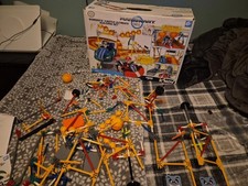 K'nex Mario Kart Wii Bowsers Castle Building Set Missing 3/4 Of Pieces With Box