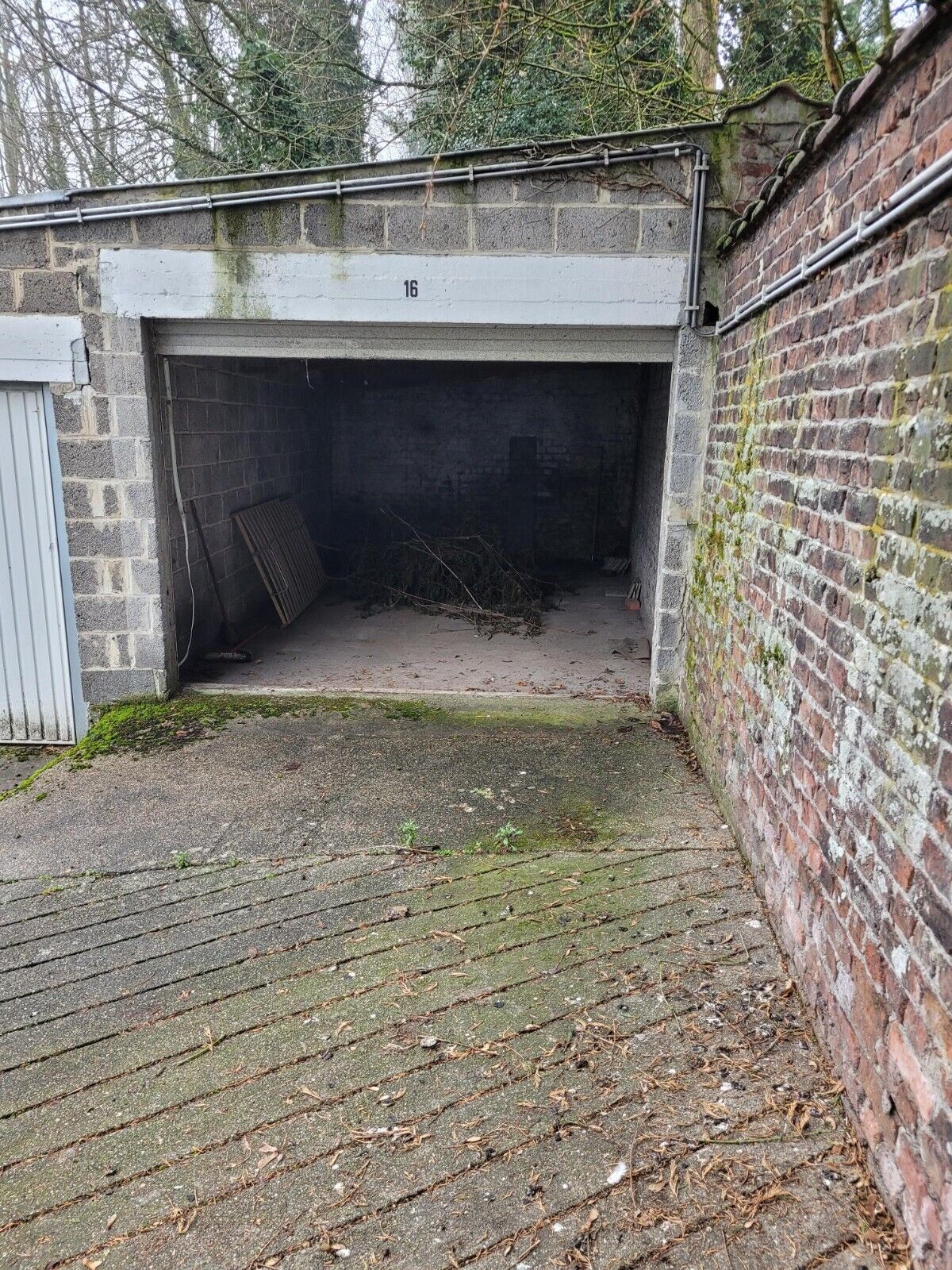 Photo 2/3