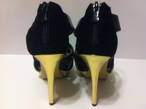NEW BCBG MAX AZRIA BLACK/GOLD LOUISE OPEN TOES FLATFORM HEEL/F29 SIZE 6.5M - Picture 6 of 6