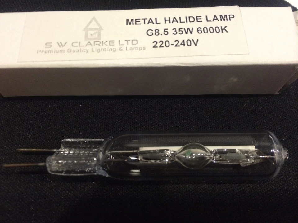 PREMIUM QUALITY LONG LIFE 35W G8.5 METAL HALIDE 6000K TRUE DAYLIGHT - Image 2 of 4