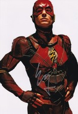 EZRA MILLER signed Autogramm 20x30cm THE FLASH in Person autograph ACOA