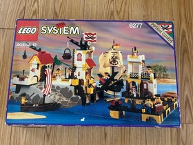 Lego System Imperial Guards Set 6277 Complete With Box, Instructions and People