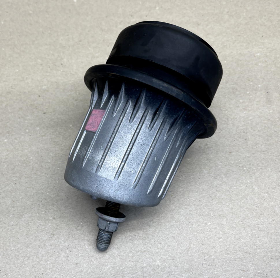 06-15 Lexus IS250 IS350 ISC FRONT ENGINE MOUNTING INSULATOR L/R OEM 12361-31100