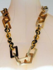 HANDMADE BUFFALO HORN LACQUER NECKLACE VHNS136