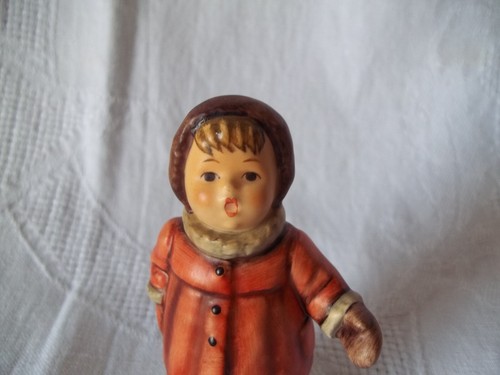 1987 Figura de porcelana Hummel, "Canción de invierno", No. 476 - Imagen 3 de 8