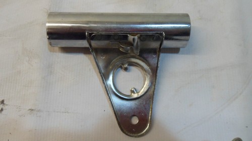 XS 250/400 headlamp bracket L-H - 第 1/2 張圖片