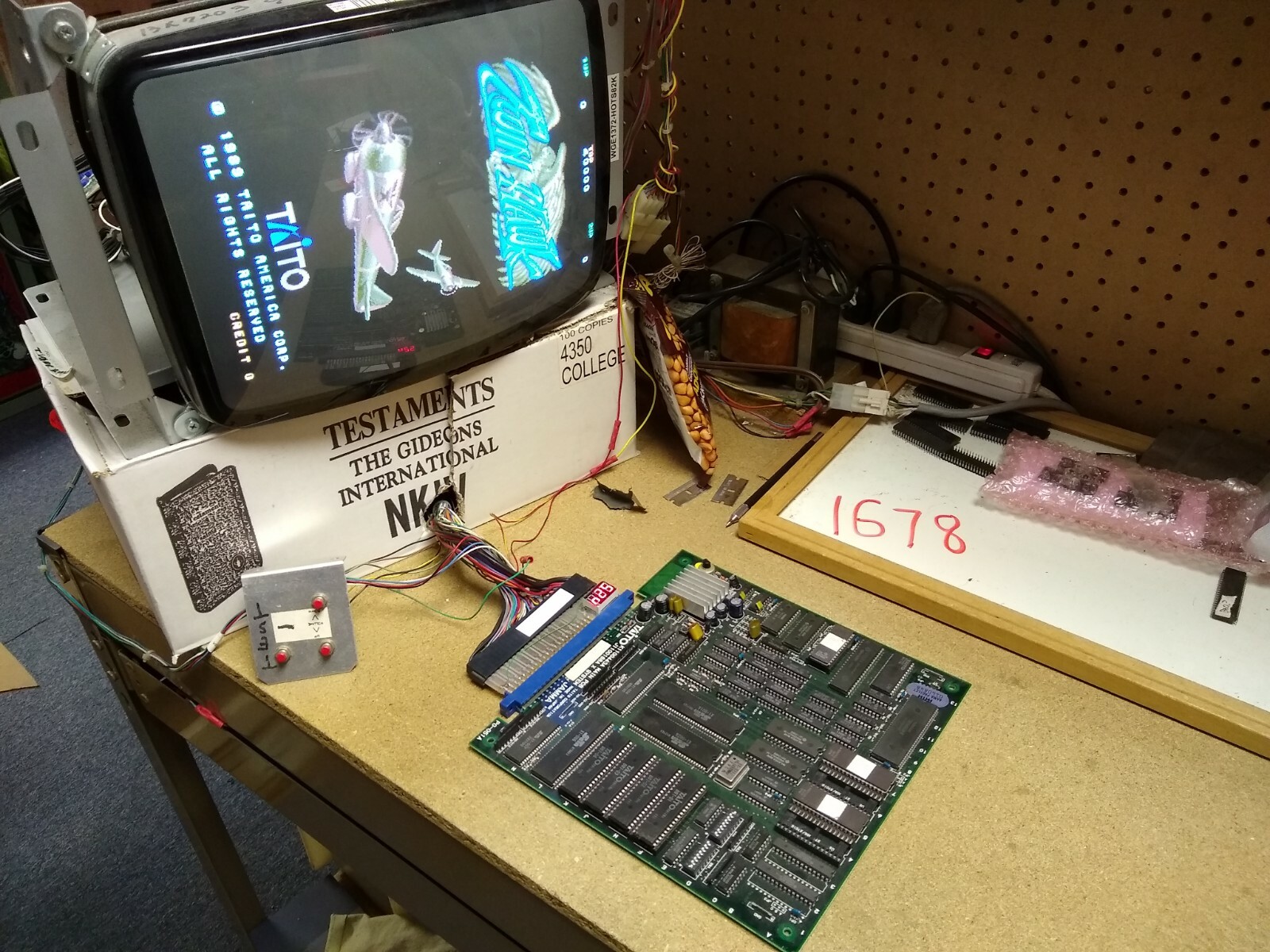 TWIN HAWK - 1989 Taito / Toaplan - Guaranteed Working JAMMA Arcade PCB DAISENPU