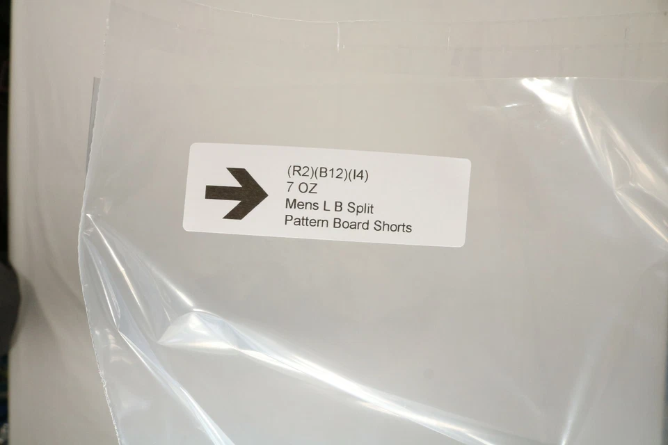 Mens B Split Pattern Board Shorts Large L EUC - Image 4 of 4