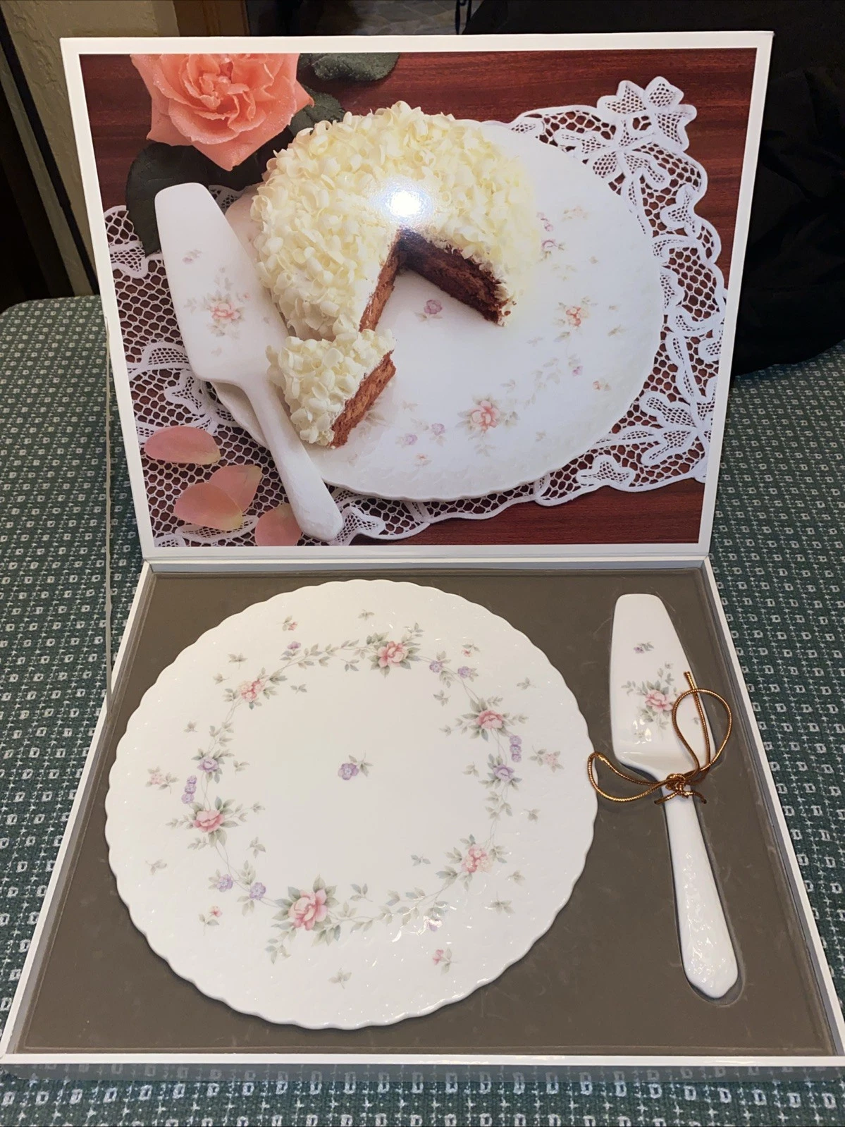 Mikasa In Remembrance Cake Plate and Server - Thumbnail 3