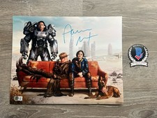 Aaron Moten Signed Fallout 11x14 Photo Beckett COA Maximus