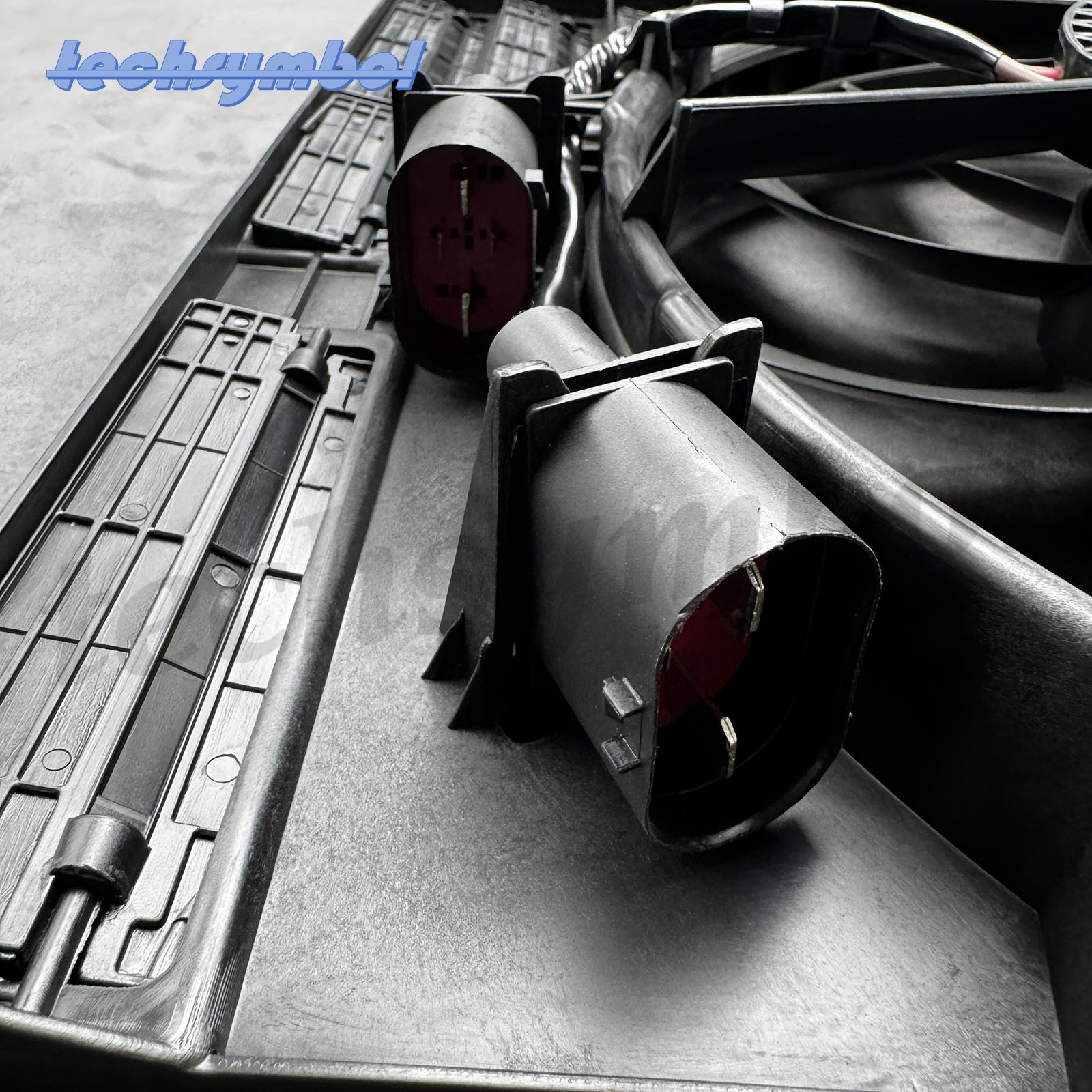 Bentley Bentayga 2017-2020 Radiator fan