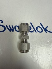 NEW Swagelok  SS Tube Fitting, Union, 1/4 in. Tube SS-400-6  New Surplus
