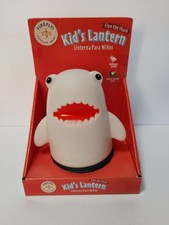 Firefly Outdoor Gear Finn The Shark Kids Lantern 6 Light Modes Battery 3 AA New