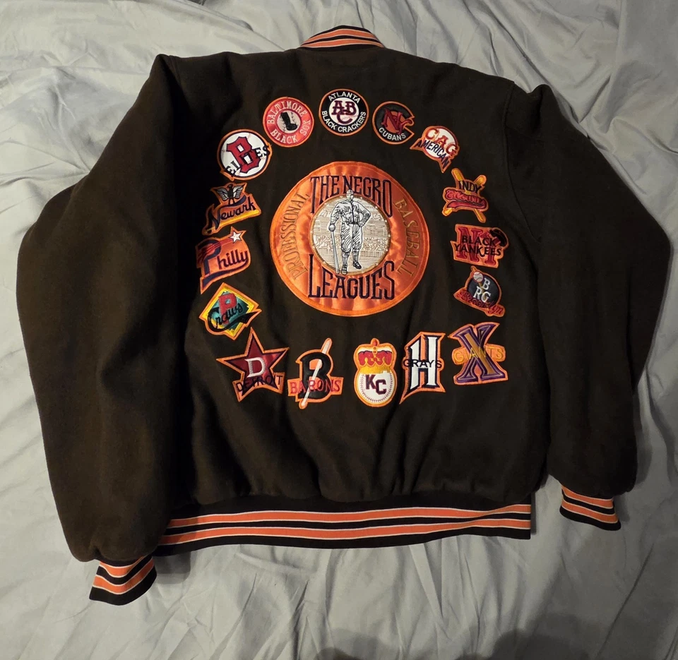 Chaqueta Museo Béisbol Ligas Negras Para Hombre 2XL Marrón 75 Aniversario  Foto 2 de 4