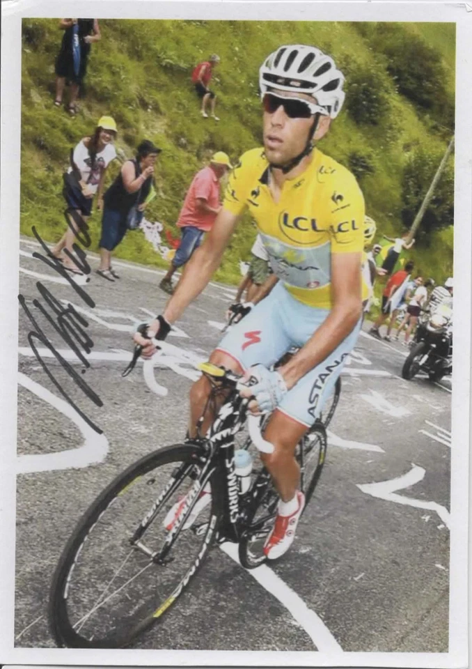 TOUR DE FRANCE CYCLISME autographe  de VINCENZO NIBALI  en maillot jaune - Photo 1/1
