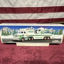 Hess 1995 Toy Truck and Helicopter with Original Box White Green Red