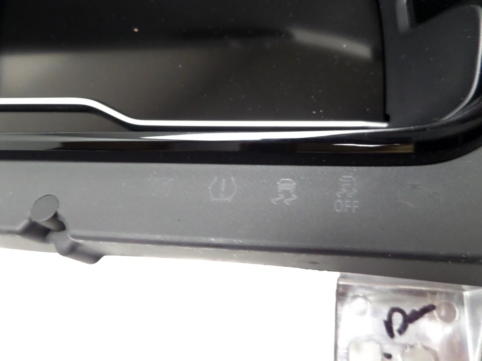 Instrument Cluster Digital 85577580 CK1 (06) (GFW, GFY, UDV, Z88) 2022 GMC Yukon - Image 3 of 4