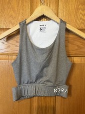 CN17 Kora Contour Sports Bra Padded Built-In Bra Pullover Seamless Womens Small