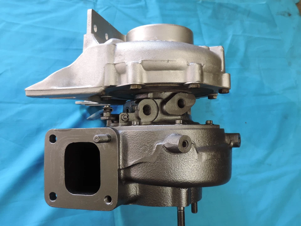 Cargador turbo genuino Garrett GTA4082KLNV Hino 268 Nissan UD 2000 768440 Foto 2 de 4