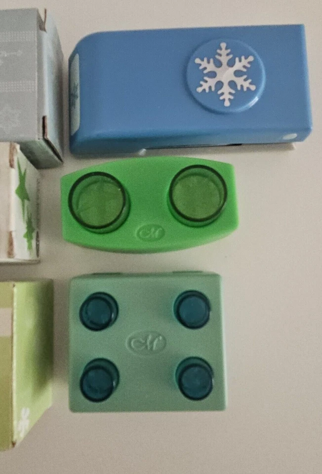 Creative Memories Snowflake Galaxy and Meadow Punches Lot of 3 - Image 3 of 4