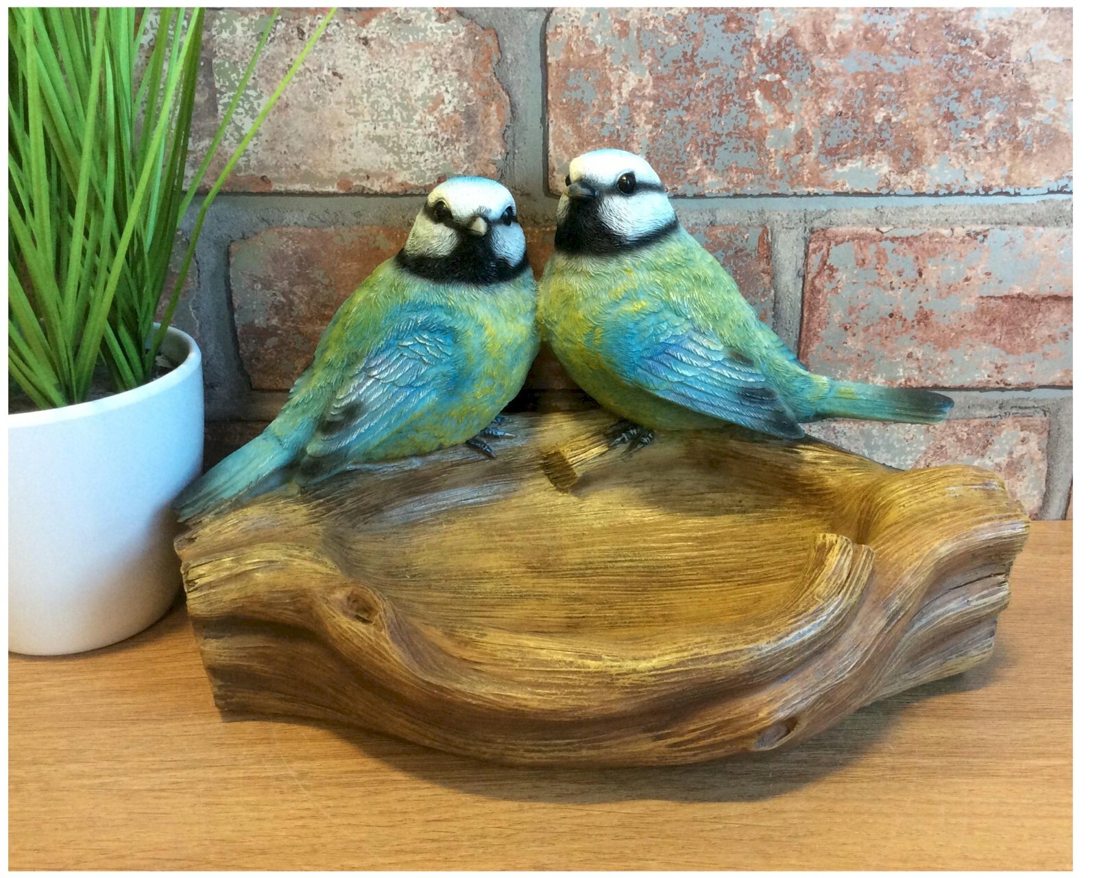 Country Living Blue Tits Resin Garden Bird Bath / Feeder Boxed WBCL533
