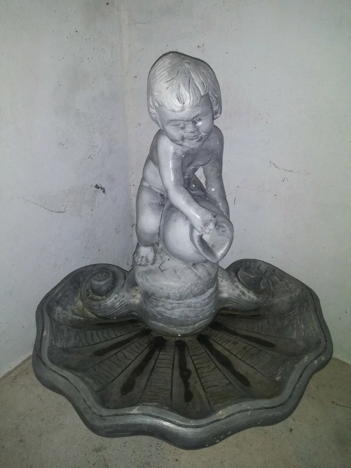 Water Fountain - Image 2 of 3