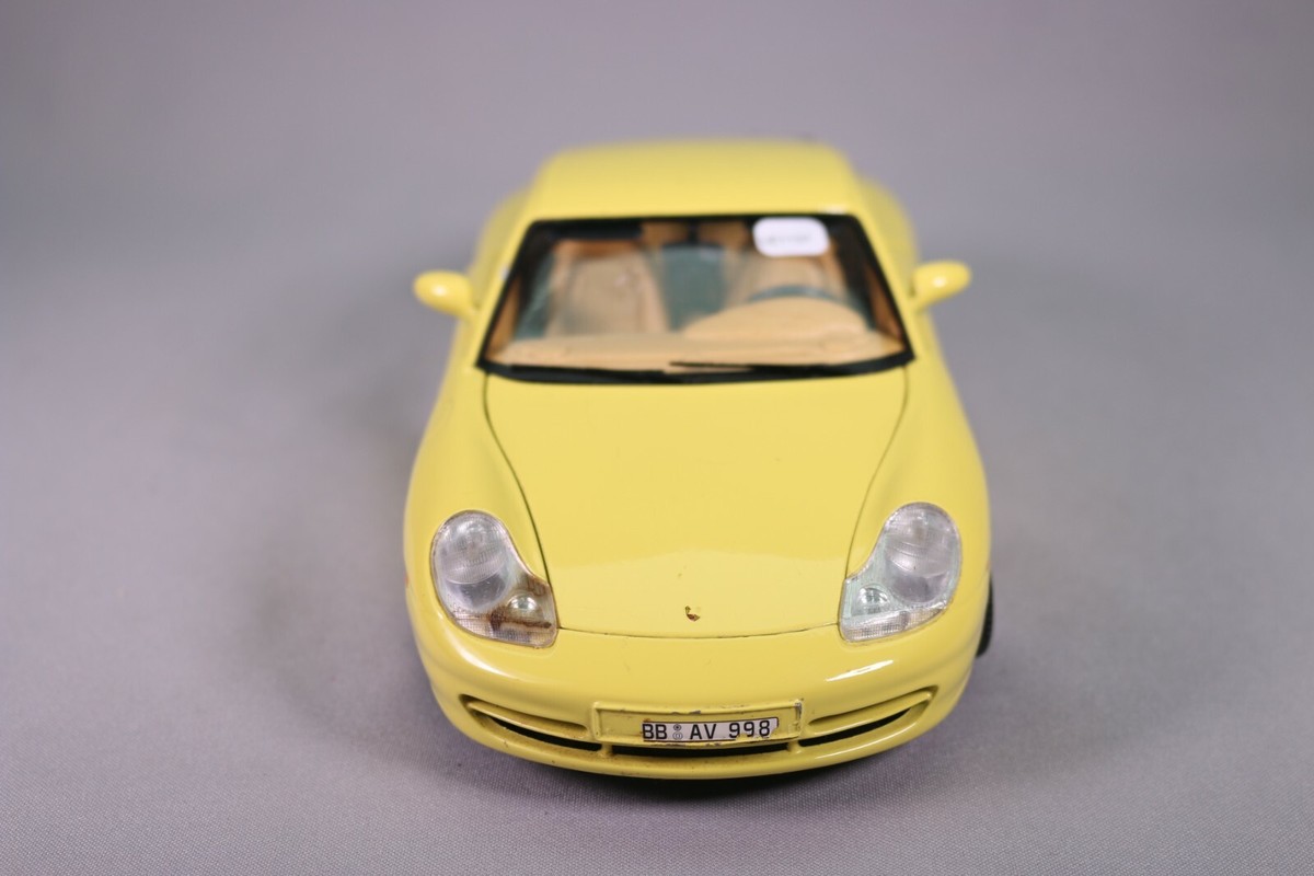 Maquette Burago 1/18 Porsche 911 Carrera 1997 Jaune - Modèle Réduit Occasion