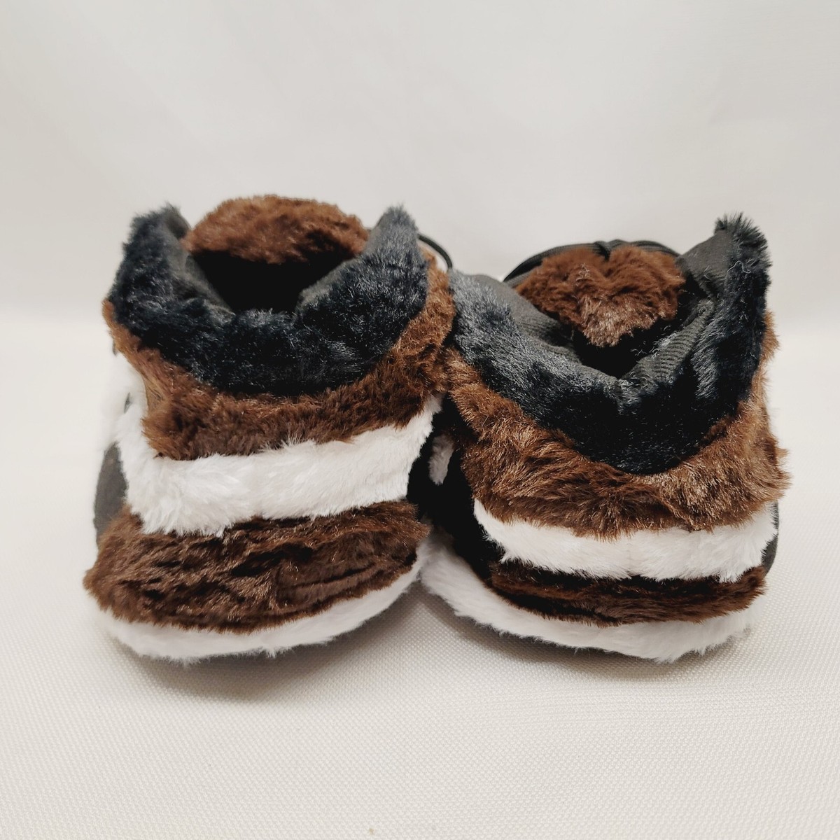 Nike Air Jordan 1 Mocha Style Comfy Unisex Plush Slippers  display picture 1