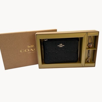 Coach 2セット Coach Signature Black Leather Corner Zip Wristlet Gift Set with