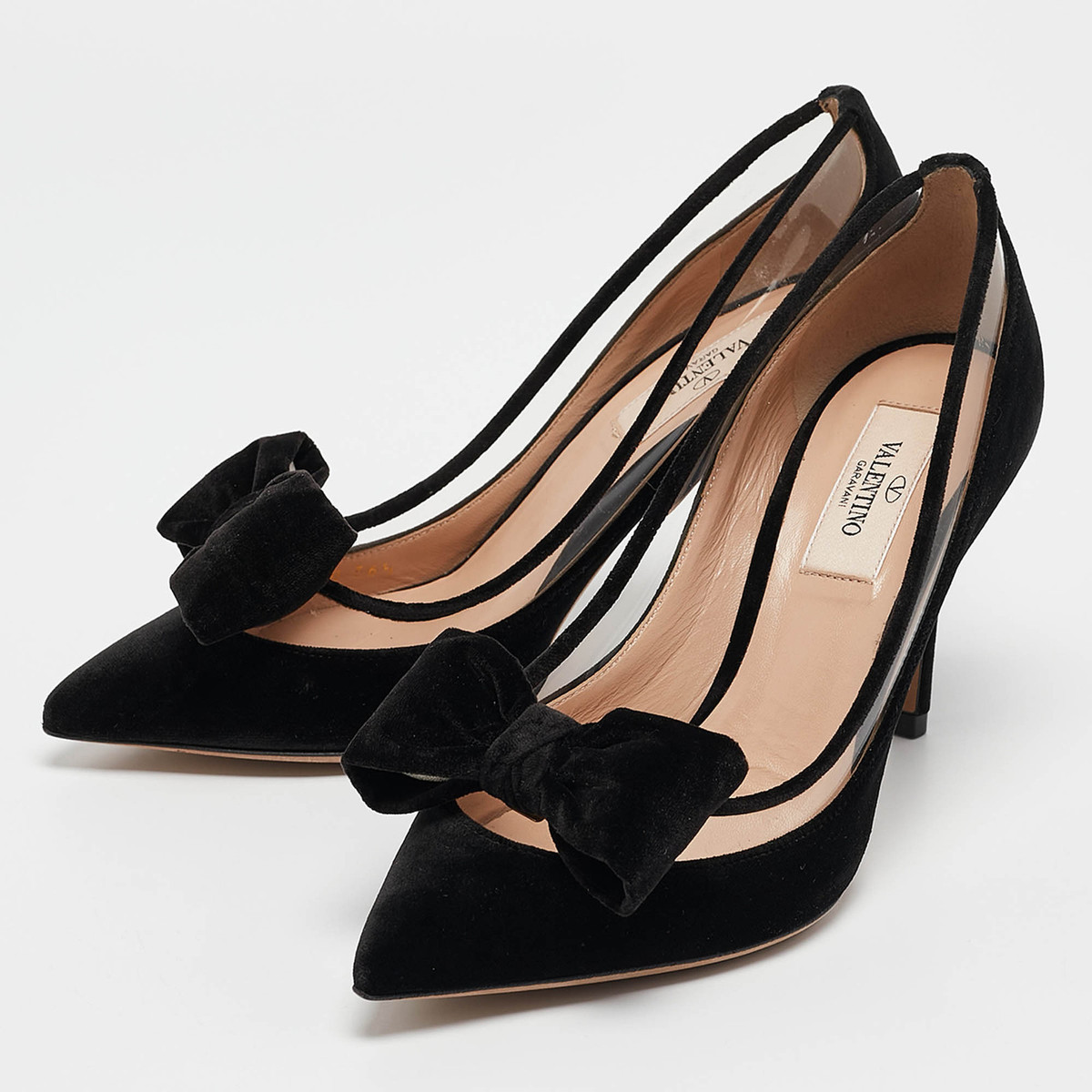 Valentino Black Velvet and PVC Bow Pointed Pumps Size 36.5 Valentino Black Velvet and PVC Bow Pointed Pumps Size 36.5