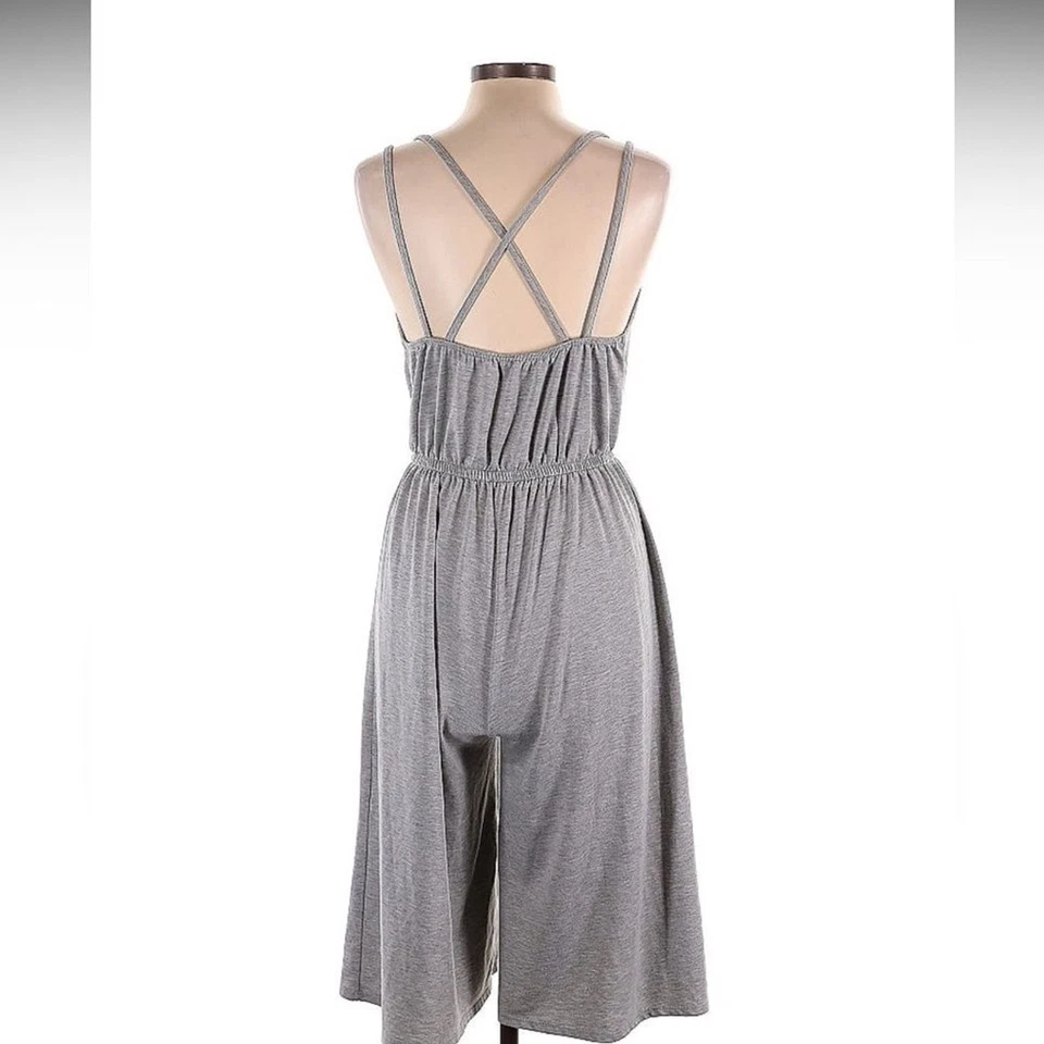 Mono Paper Crane gris pierna ancha recortado sin mangas profundo cuello en V cruzado M Foto 2 de 4