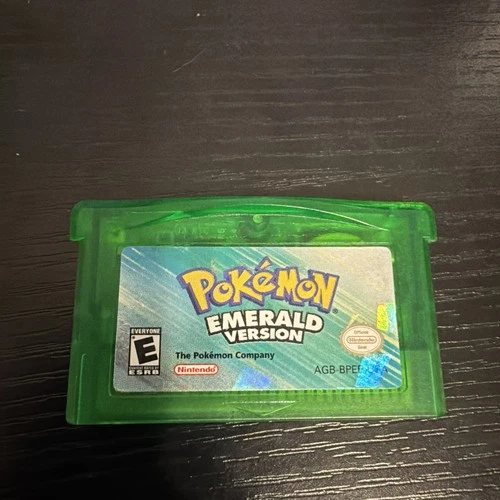 Pokemon Emerald Version (Nintendo Game Boy Advance, 2005)