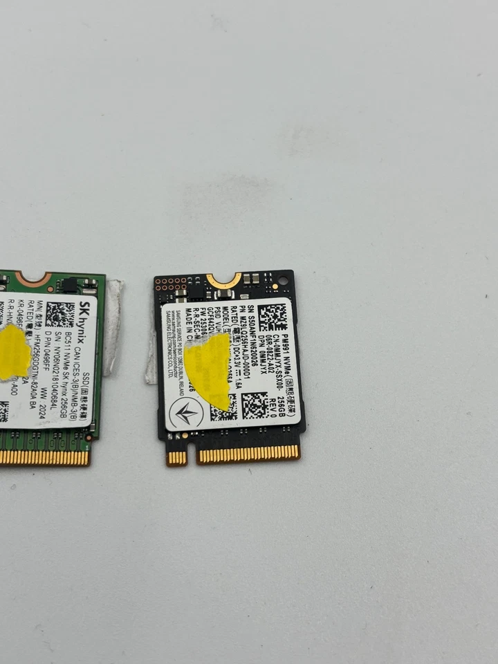 LOT OF 2 - 256GB 2230  - SSD M.2 NVMe 1 Notch Mixed Brands WD/HYNIX/SAMSUNG !!!! - Image 3 of 4