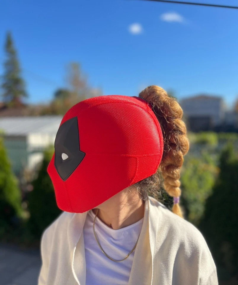 Lady Deadpool Cosplay Mask - Image 3 of 4
